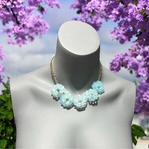New Intricate Floral Choker Necklace Blue and Gold Fashion Jewelry Collar NWT